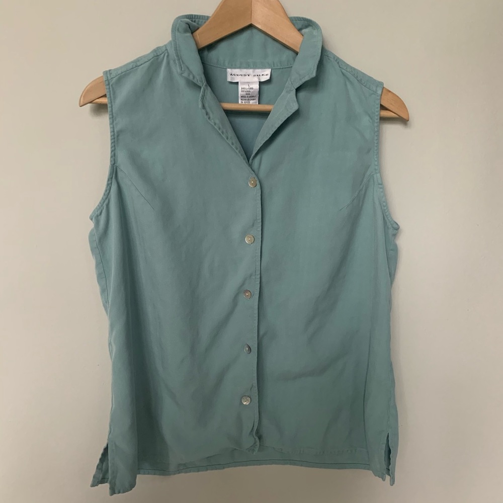 August Silk light blue sleeveless collared top